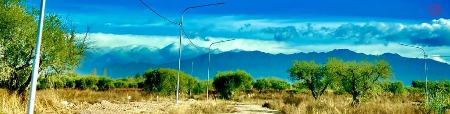 GREENWOOD VENDE LOTE EN VISTALBA CON VISTA UNICA A LA CORDILLERA, TODOS LOS SERVICIOS.