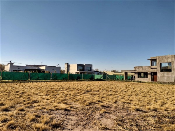 GREENWOOD VENDE HERMOSO Y AMPLIO LOTE EN EL DESTACADO BARRIO PORTAL DE VISTALBA