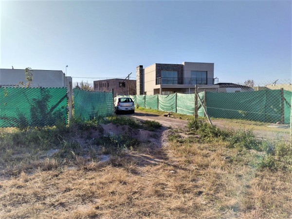 GREENWOOD VENDE HERMOSO Y AMPLIO LOTE EN EL DESTACADO BARRIO PORTAL DE VISTALBA