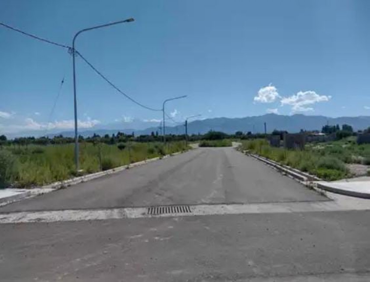 GREENWOOD VENDE LOTE EN VISTALBA LUJAN DE CUYO.