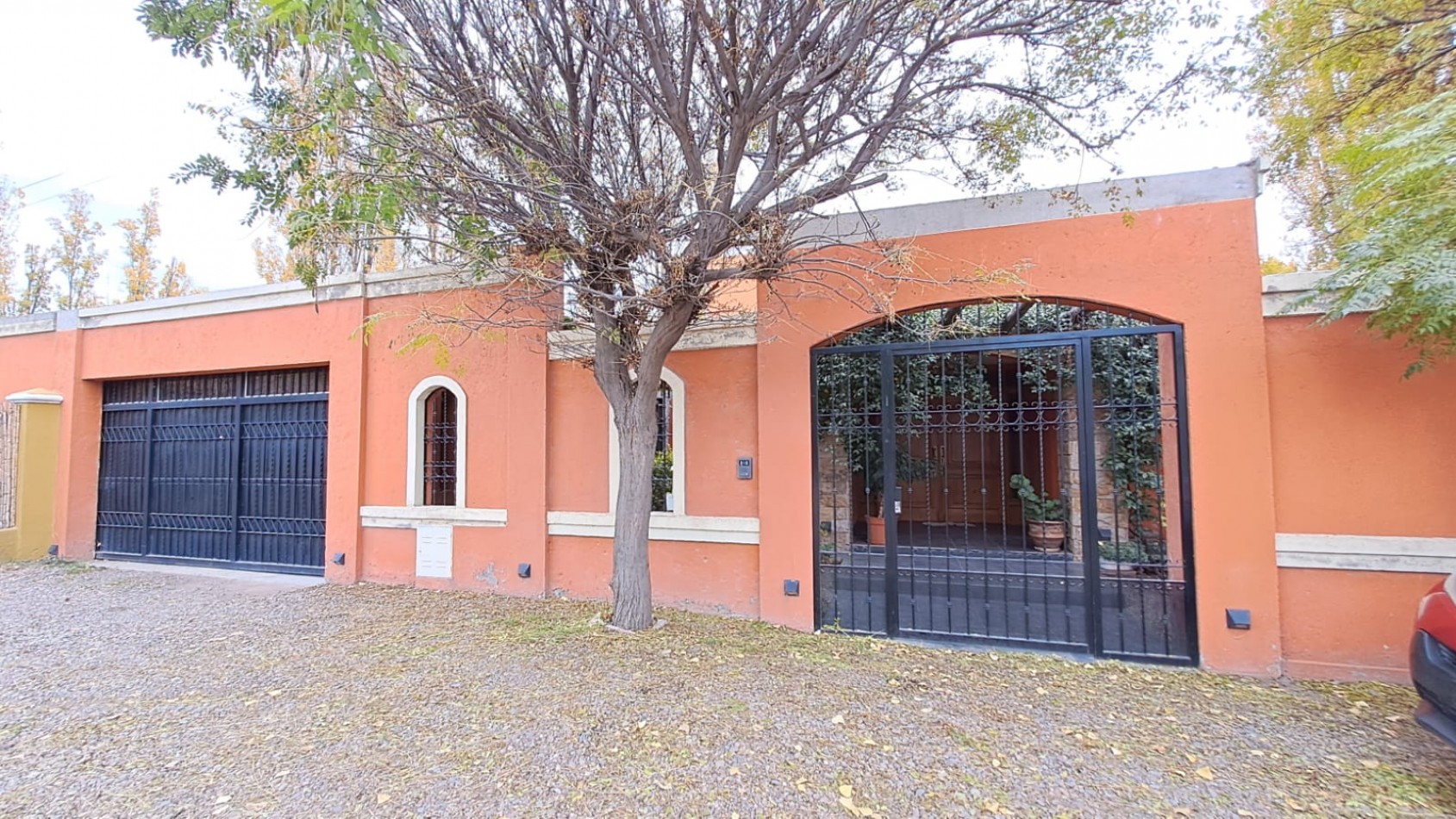 GREENWOOD VENDE BELLISIMA CASA EN EL BARRIO  ALTO CHACRAS  EN CHACRAS DE CORIA DE LUJAN DE CUYO.