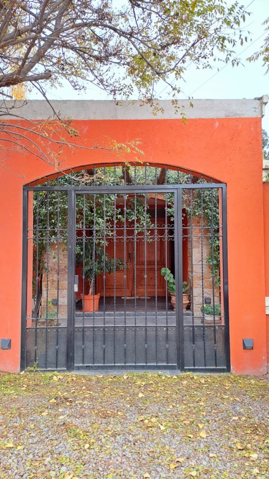 GREENWOOD VENDE BELLISIMA CASA EN EL BARRIO  ALTO CHACRAS  EN CHACRAS DE CORIA DE LUJAN DE CUYO.