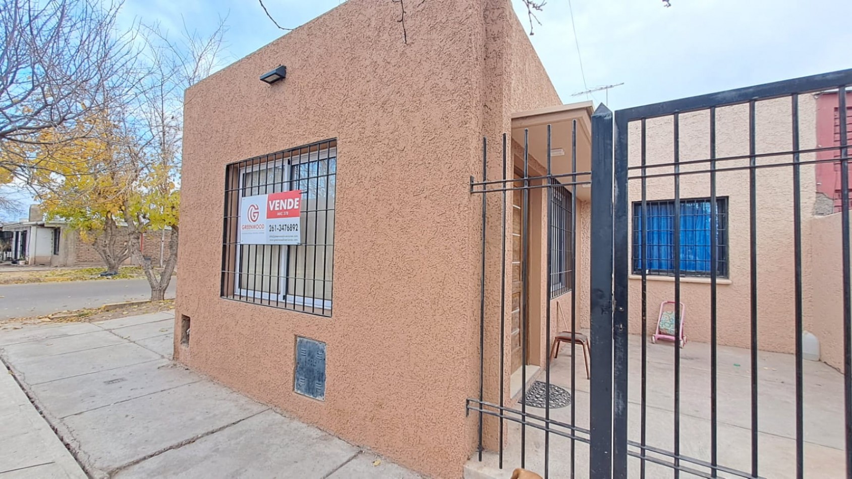 GREENWOOD VENDE CASA ESQUINERA EN PERDRIEL, LUJAN DE CUYO.