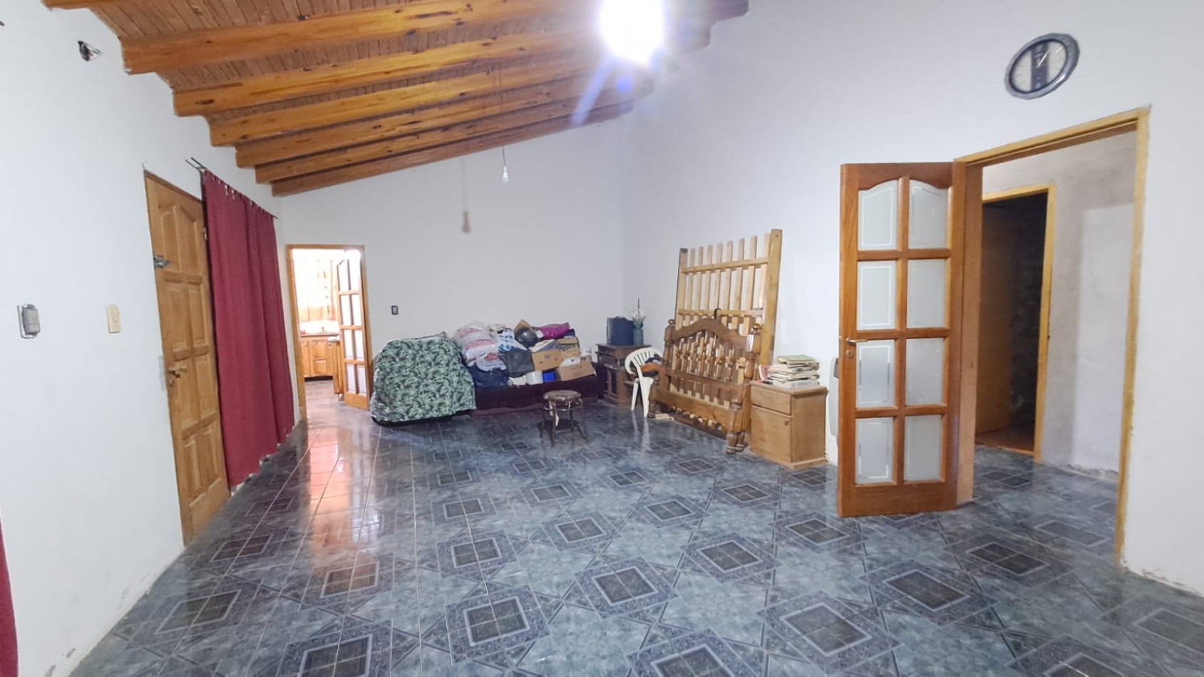 GREENWOOD VENDE CASA CON AMPLIO TERRENO EN TRES ESQUINAS, PERDRIEL, LUJAN DE CUYO.