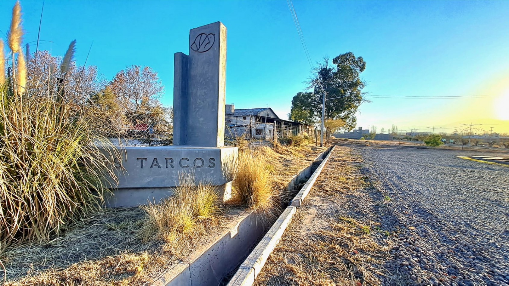 GREENWOOD VENDE LOTE EN EL BARRIO LOS TARCOS EN TRES ESQUINAS DE LUJAN.