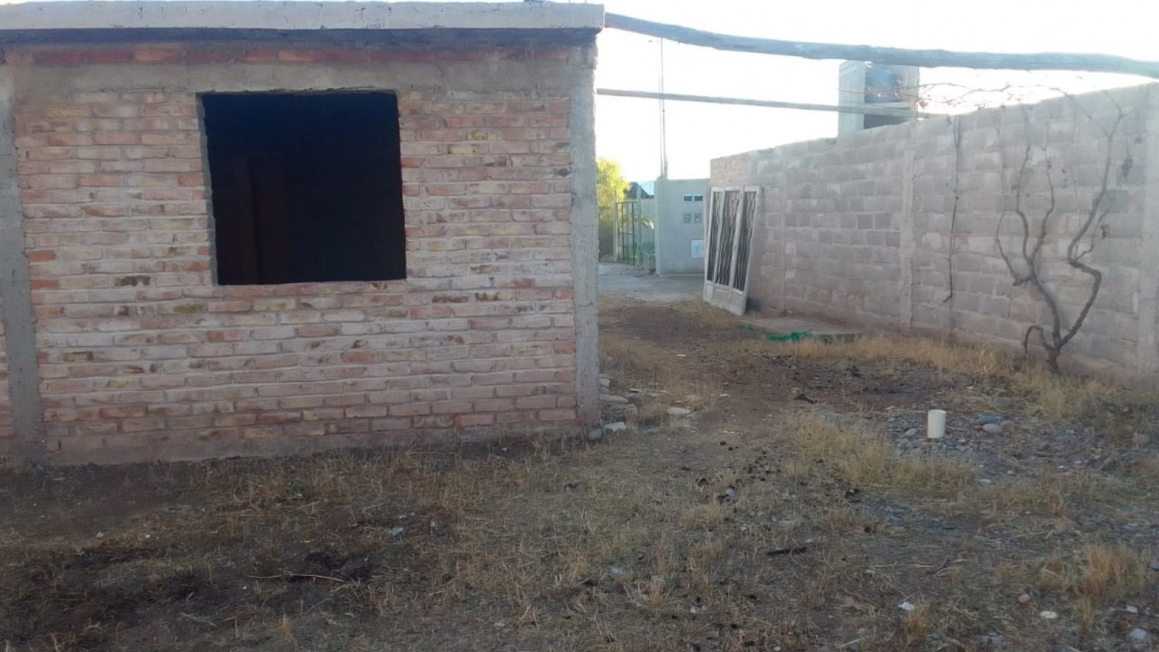 GREENWOOD INMOBILIARIA VENDE CASA EN CONSTRUCCION EN MAIPU