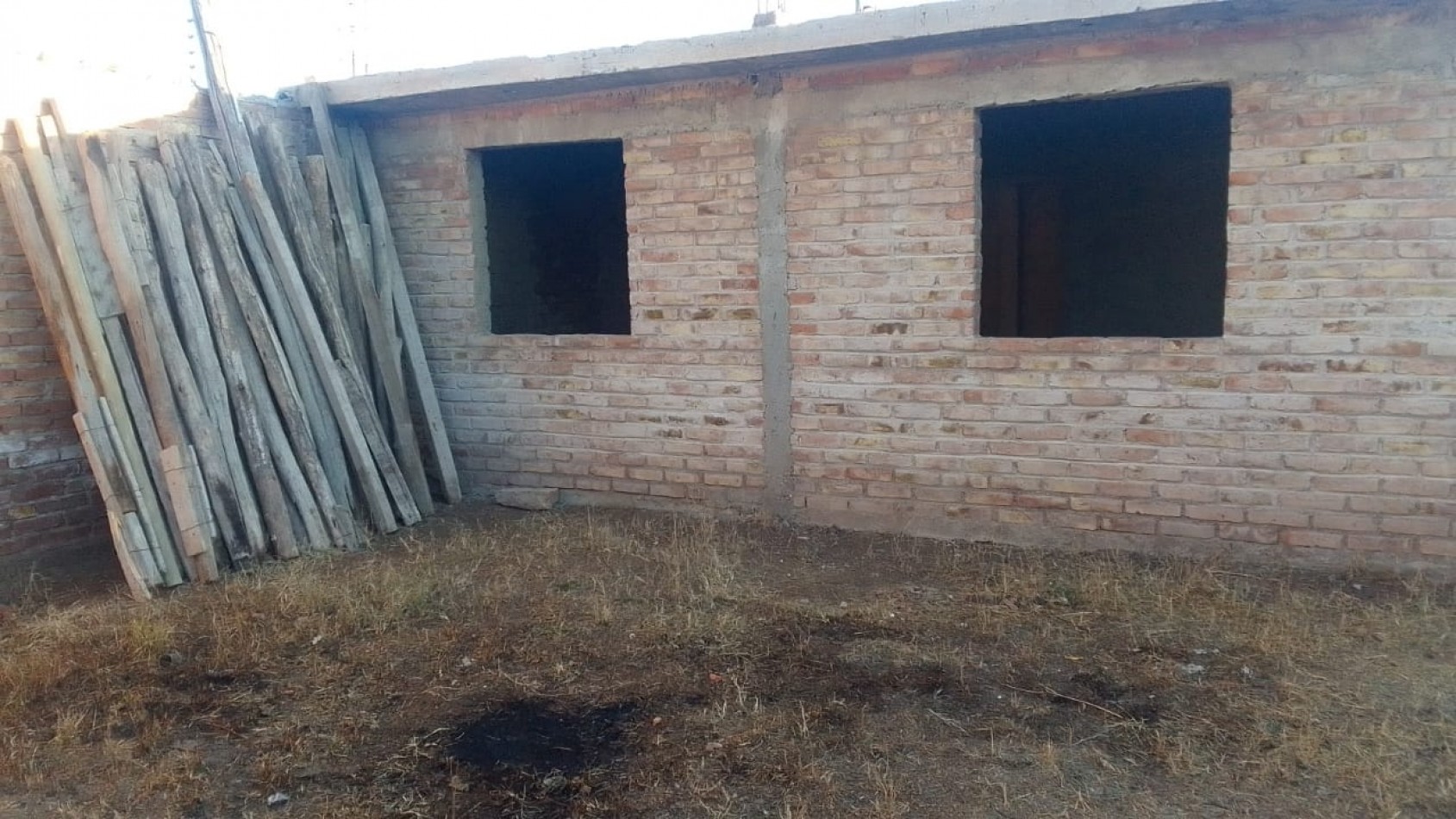 GREENWOOD INMOBILIARIA VENDE CASA EN CONSTRUCCION EN MAIPU