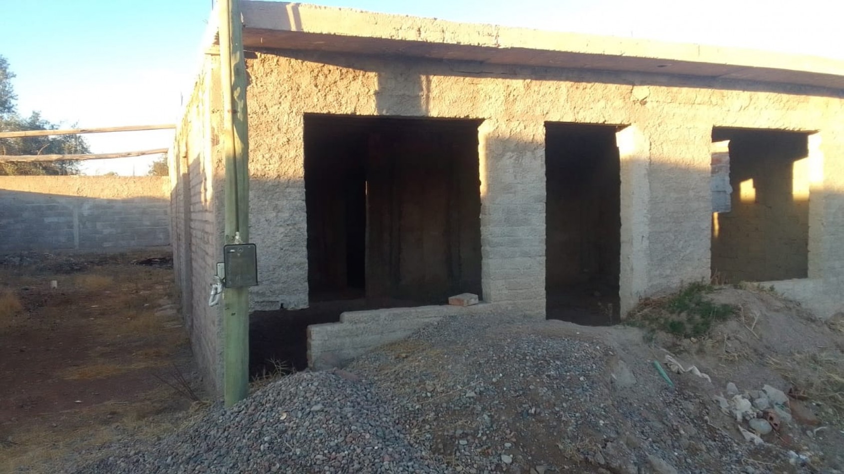 GREENWOOD INMOBILIARIA VENDE CASA EN CONSTRUCCION EN MAIPU