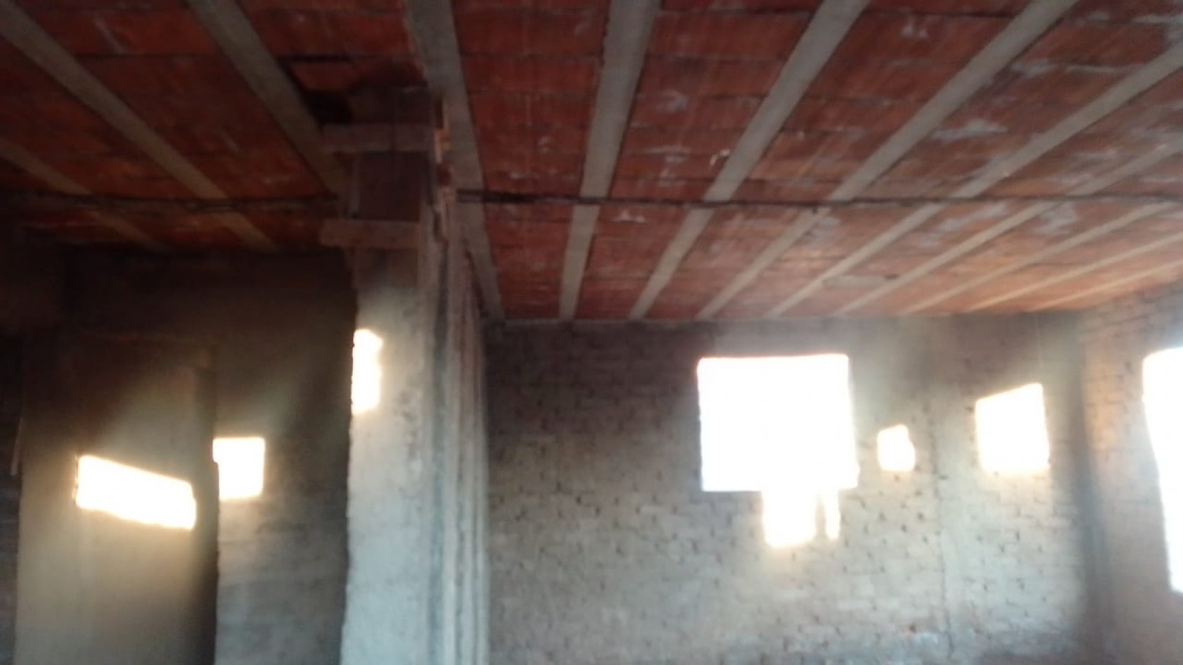 GREENWOOD INMOBILIARIA VENDE CASA EN CONSTRUCCION EN MAIPU