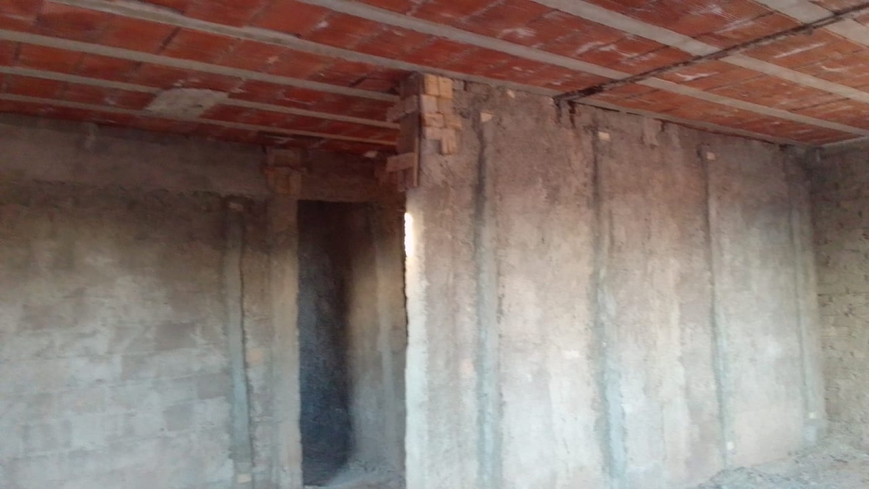 GREENWOOD INMOBILIARIA VENDE CASA EN CONSTRUCCION EN MAIPU