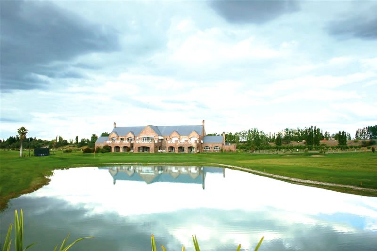 GREENWOOD VENDE HERMOSO LOTE EN LA VACHERIE COUNTRY GOLF