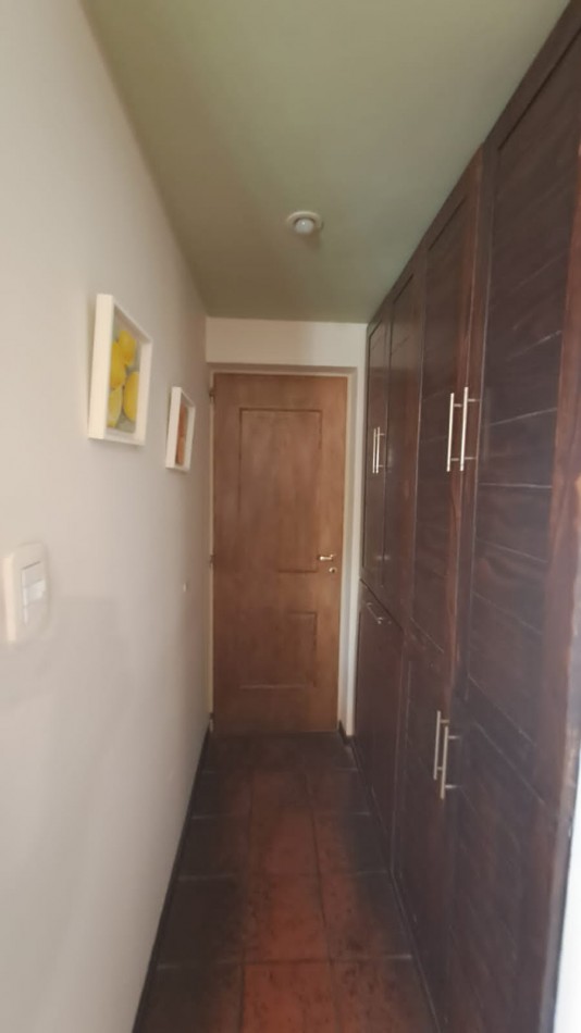 VENDO CASA EN BARRIO DALVIAN