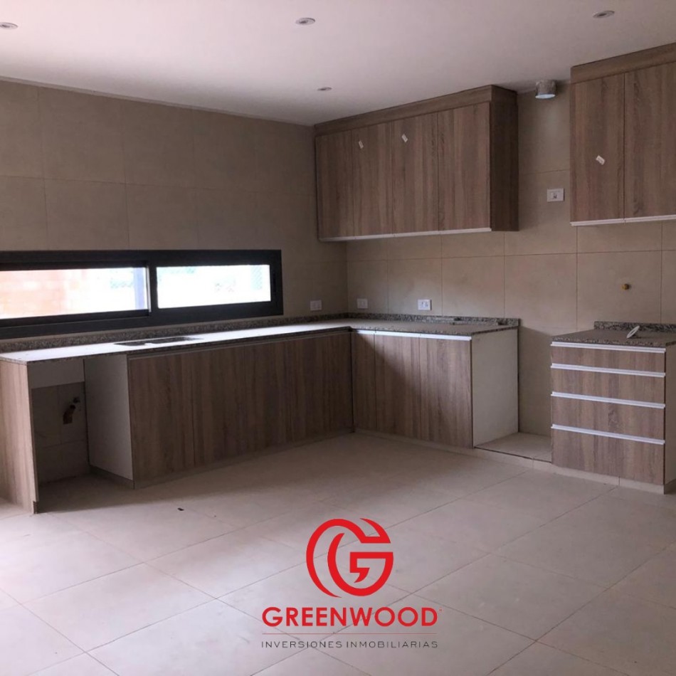 GREENWOOD VENDE CASA A ESTRENAR CON UBICACION PRIVILEGIADA DE MAIPU