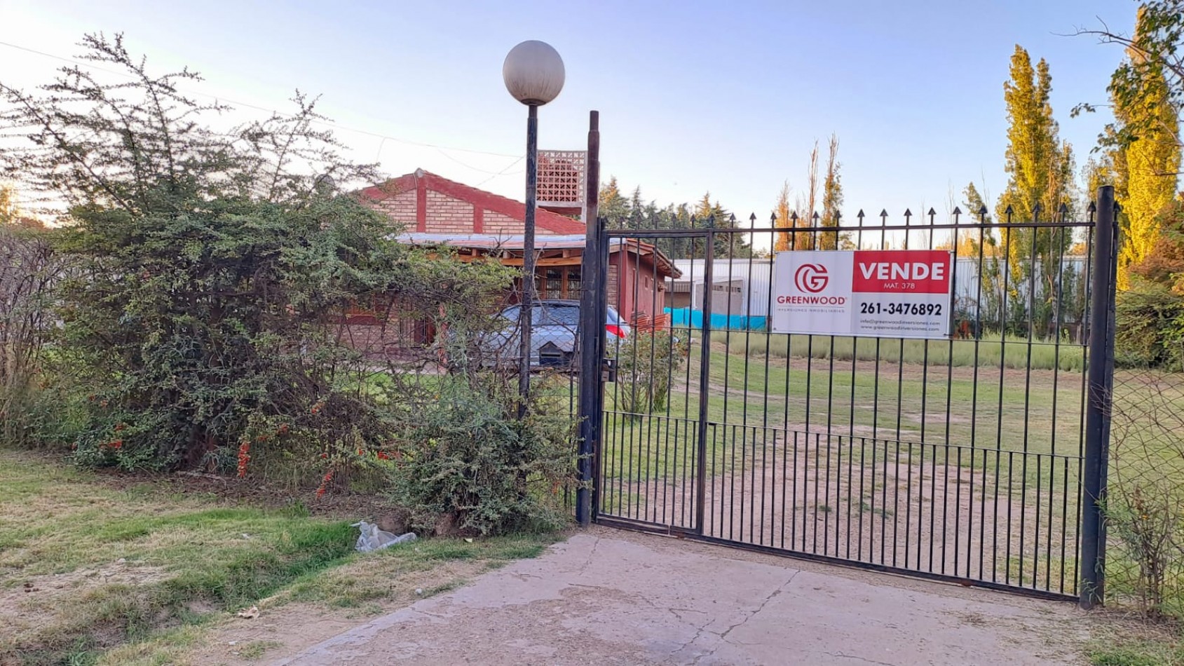 GREENWOOD VENDE CASA CON AMPLIO TERRENO EN PERDRIEL, LUJAN DE CUYO.