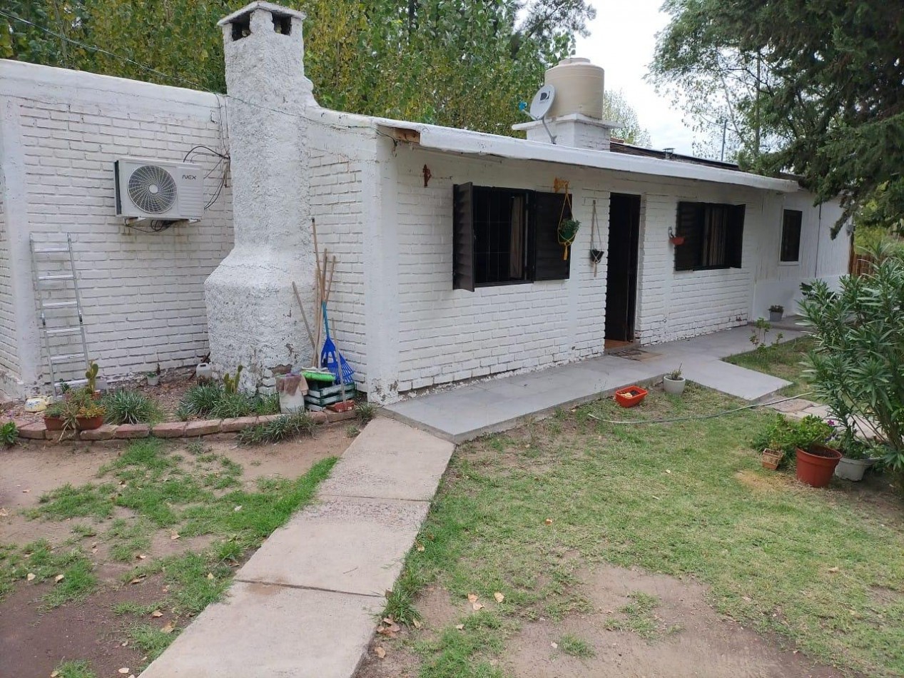 GREENWOOD INMOBILIARIA VENDE - HERMOSA CASA EN EL CARRIZAL 