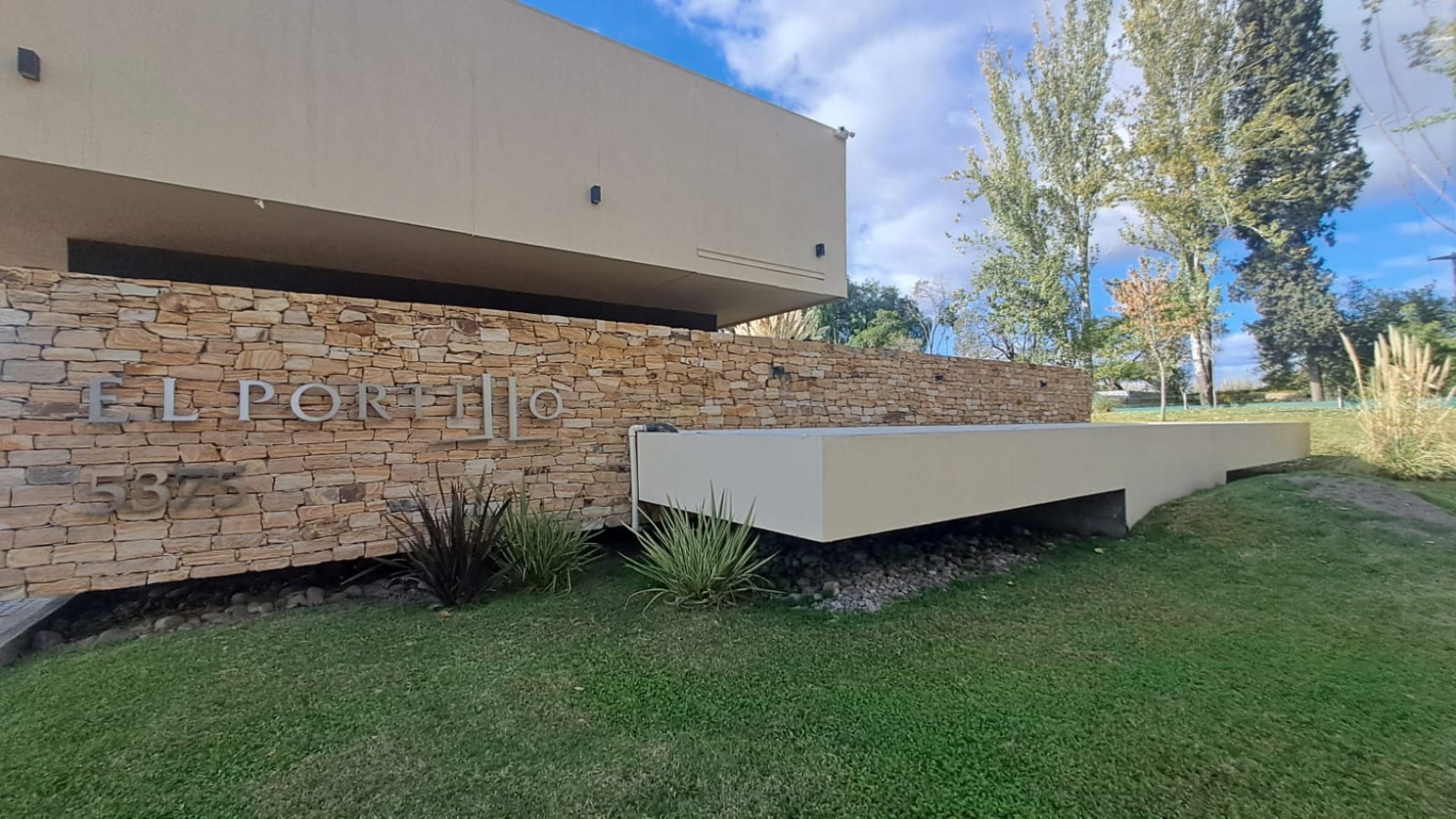 GREENWOOD VENDE HERMOSO LOTE EN BARRIO PRIVADO EL PORTILLO EN LUJAN DE CUYO.