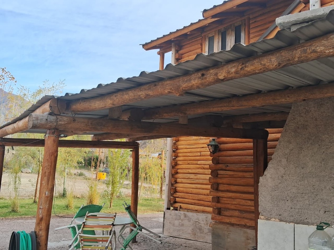 GREENWOOD INMOBILIARIA VENDE CABAÑA EN LAS CARDITAS 