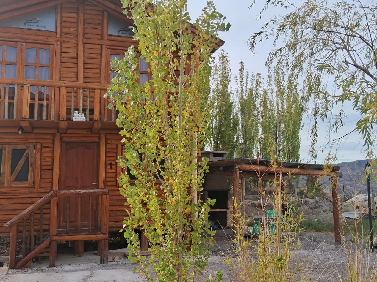 GREENWOOD INMOBILIARIA VENDE CABAÑA EN LAS CARDITAS 