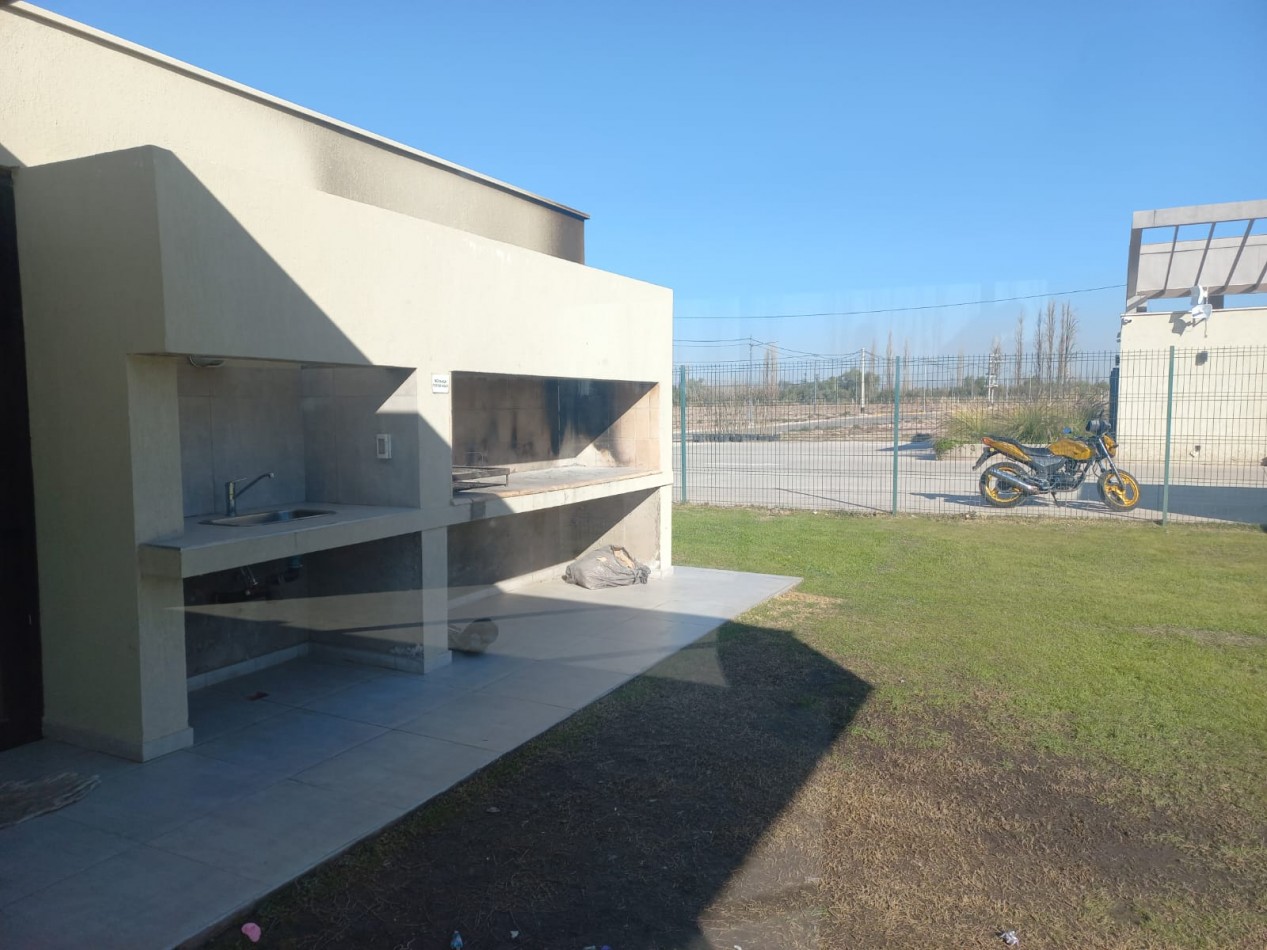 GREENWOOD INMOBILIARIA VENDE HERMOSO LOTE EN BARRIO PRIVADO MILCAYAC II