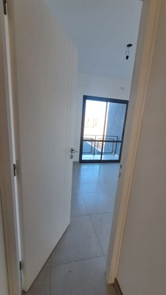 GREENWOOD ALQUILA DUPLEX A ESTRENAR EN MAIPU.