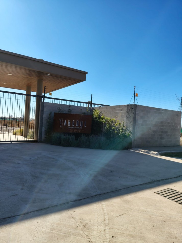 GREENWOOD INMOBILIARIA VENDE LOTE EN BARRIO PRIVADO ABEDUL