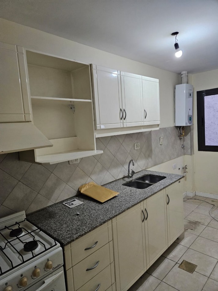 GREENWOOD INMOBILIARIA ALQUILA DEPARTAMENTO EN GODOY CRUZ 