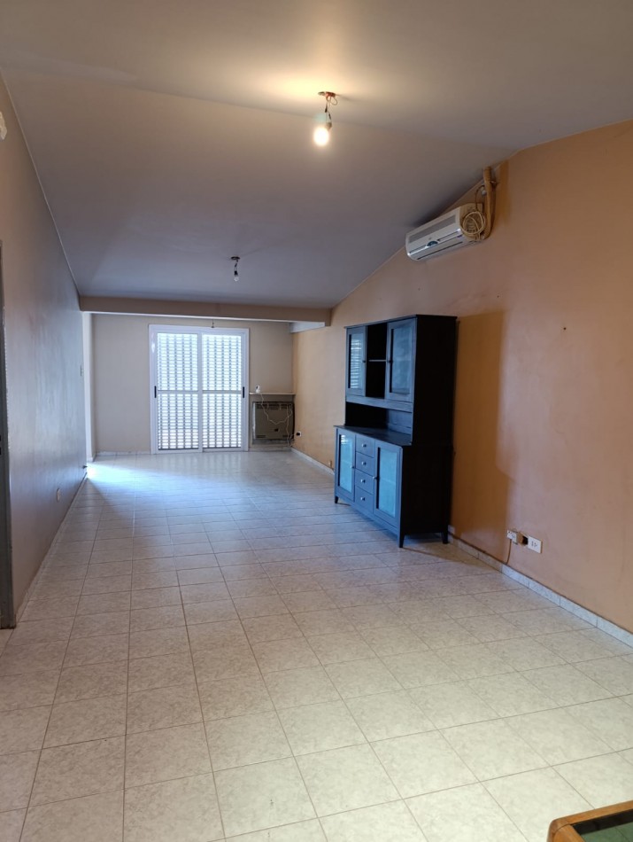 INMOBILIARIA GREENWOOD VENDE HERMOSA CASA APTA CREDITO HIPOTECARIO EN CARRODILLA!