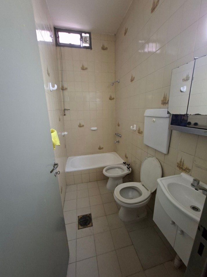 INMOBILIARIA GREENWOOD VENDE HERMOSA CASA APTA CREDITO HIPOTECARIO EN CARRODILLA!