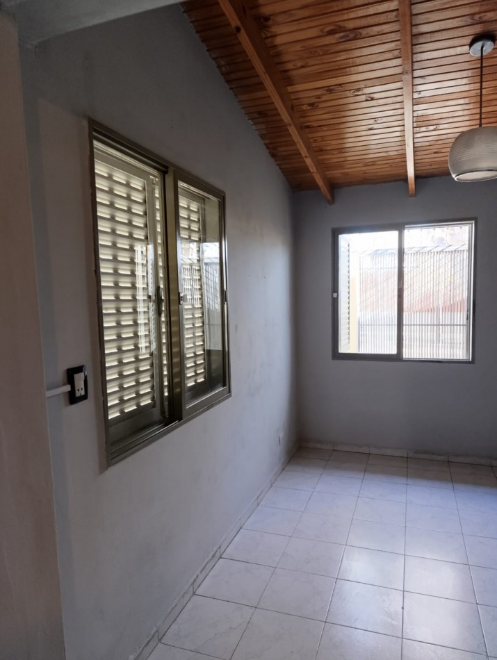 INMOBILIARIA GREENWOOD VENDE HERMOSA CASA APTA CREDITO HIPOTECARIO EN CARRODILLA!