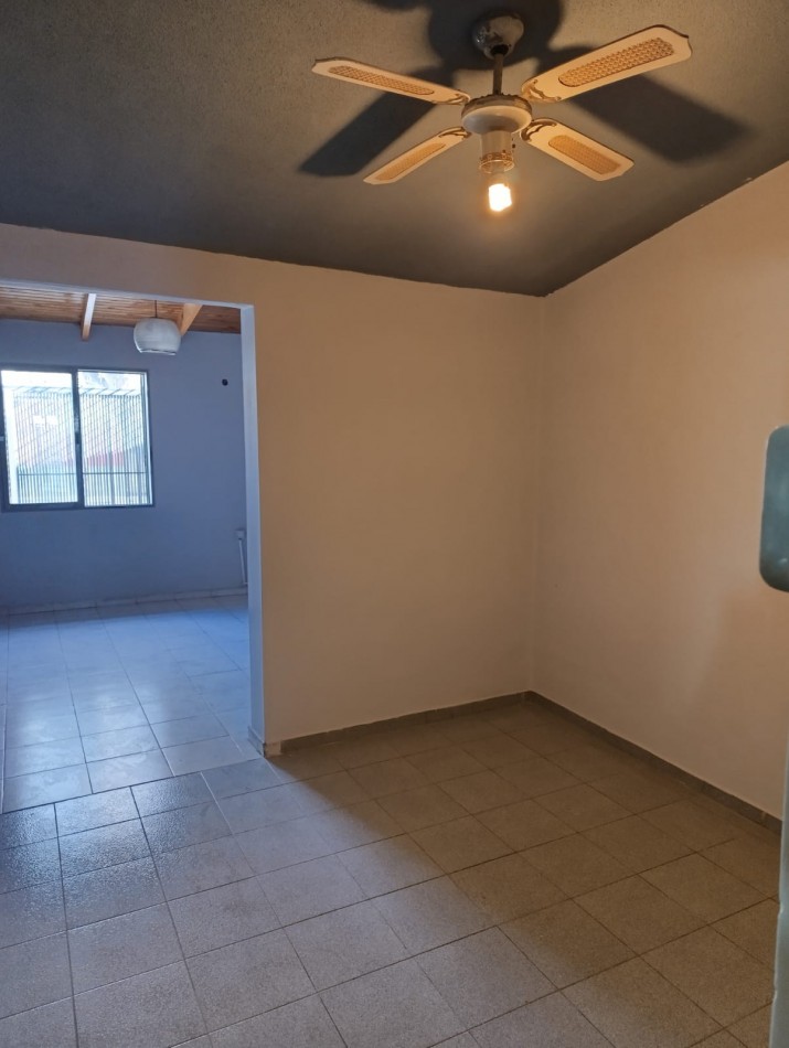 INMOBILIARIA GREENWOOD VENDE HERMOSA CASA APTA CREDITO HIPOTECARIO EN CARRODILLA!