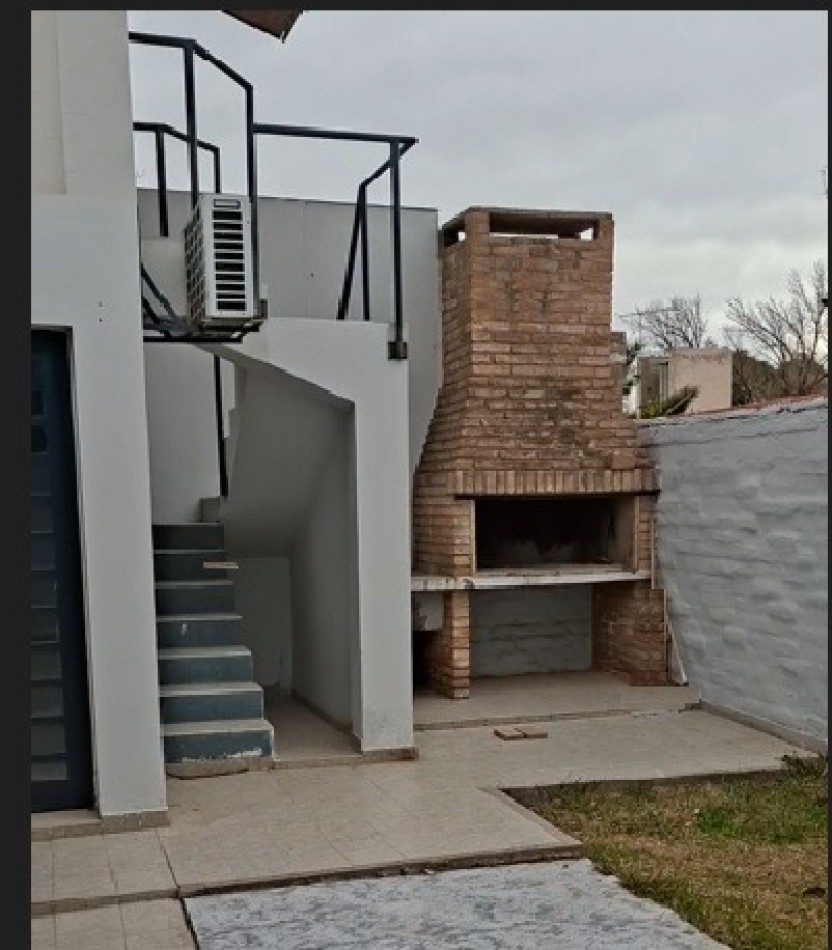 INMOBILIARIA GREENWOOD VENDE HERMOSA CASA APTA CREDITO HIPOTECARIO EN CARRODILLA!