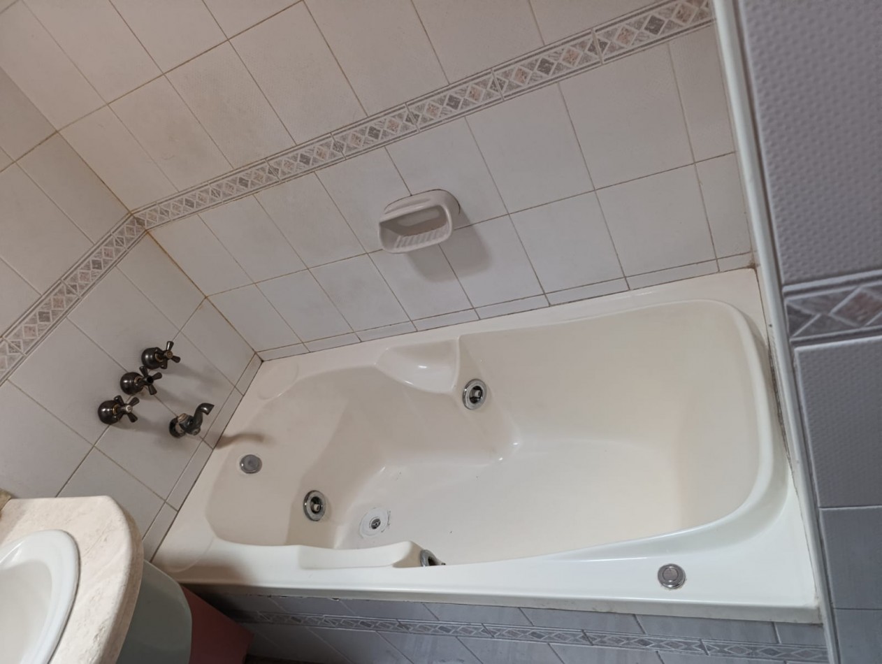 INMOBILIARIA GREENWOOD VENDE HERMOSA CASA APTA CREDITO HIPOTECARIO EN CARRODILLA!