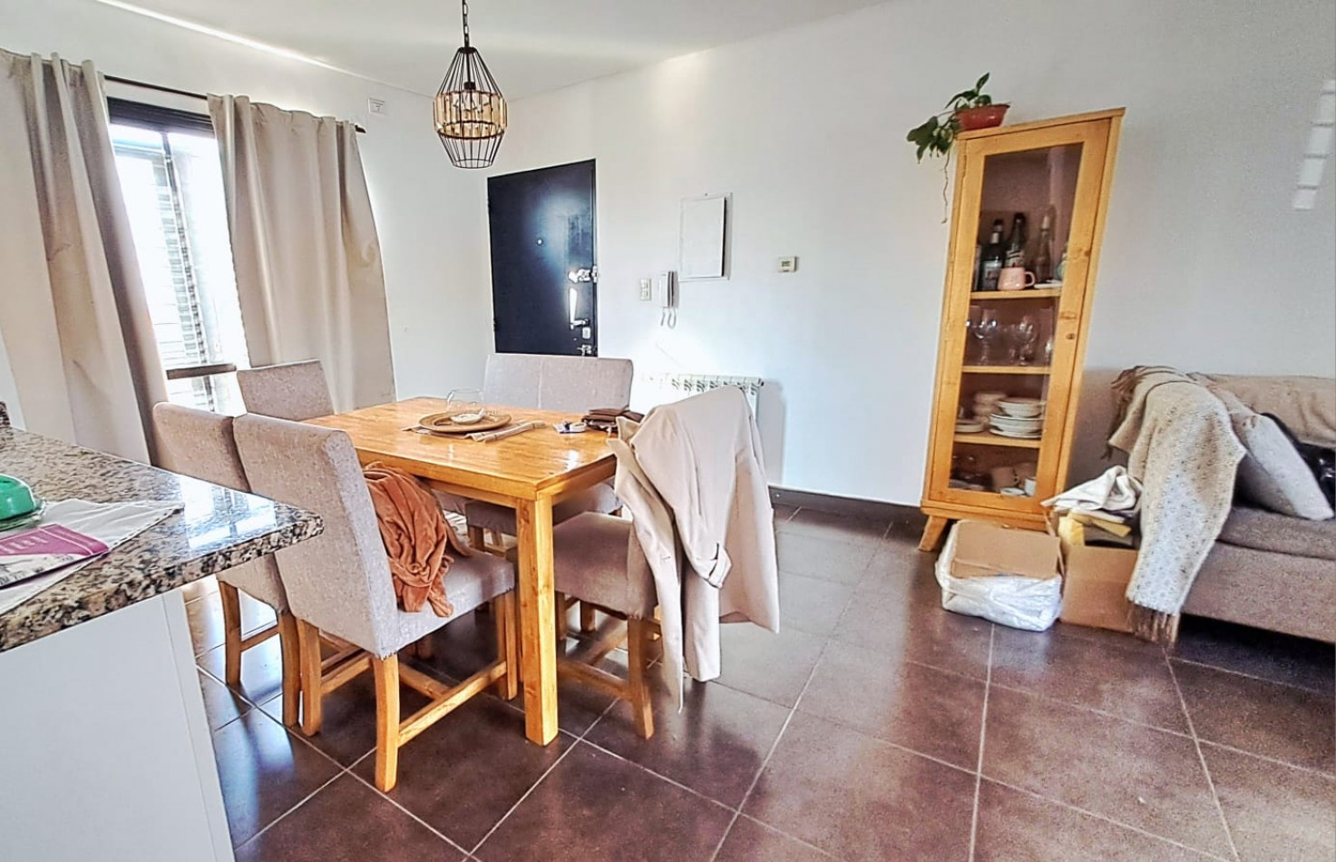GREENWOOD VENDE DEPARTAMENTO EN GUAYMALLEN.