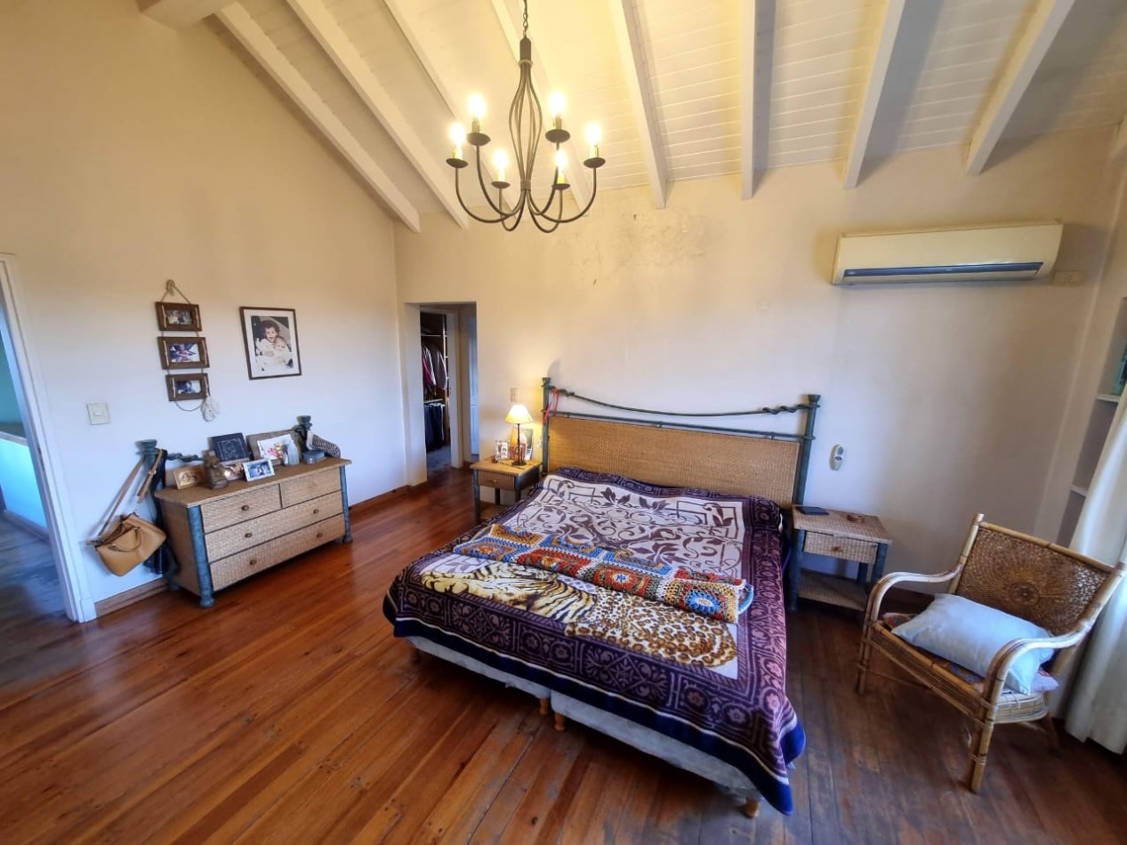 GREENWOOD VENDE CASA EN BARRIO PRIVADO PLAMARES EN GODOY CRUZ.