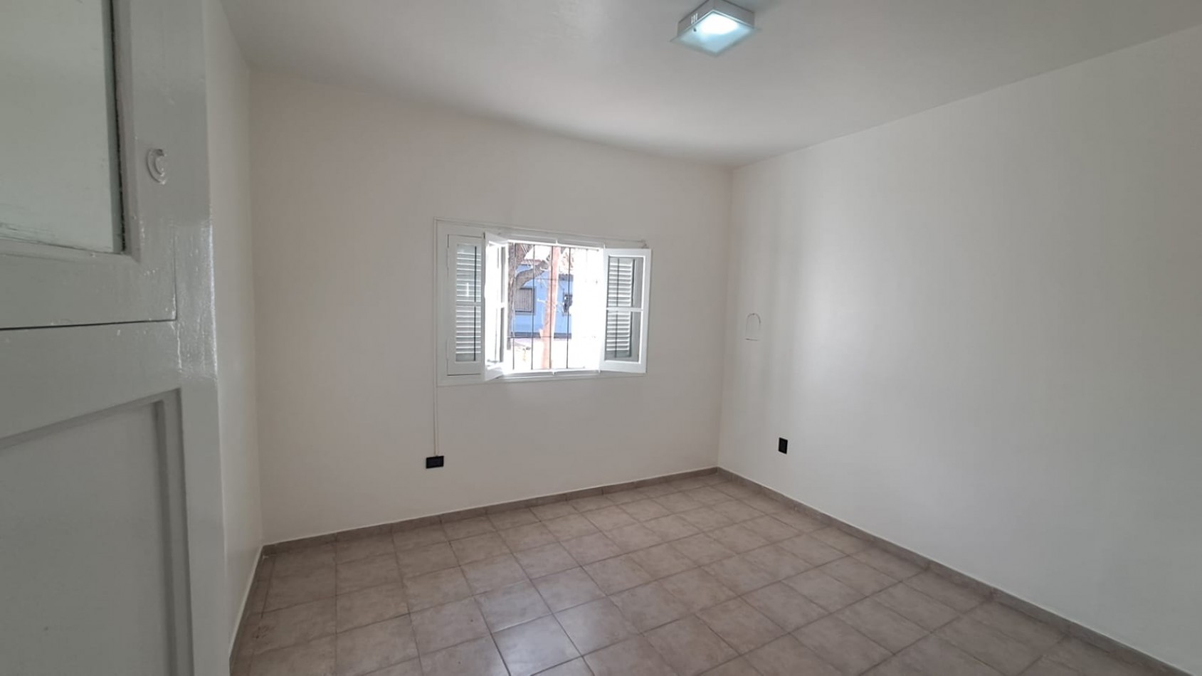 GREENWOOD VENDE CASA EN CUARTA OESTE DE CIUDAD DE MENDOZA.