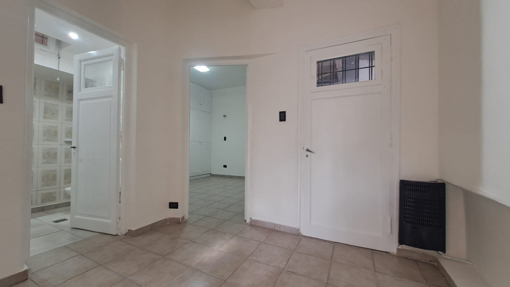 GREENWOOD VENDE CASA EN CUARTA OESTE DE CIUDAD DE MENDOZA.