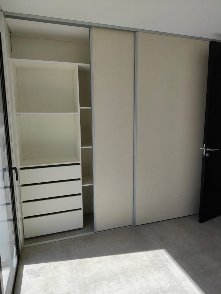 GREENWOOD INMOBILIARIA VENDE HERMOSA CASA A ESTRENAR EN BARRIO PRIVADO LAR DE VIEYTES 2