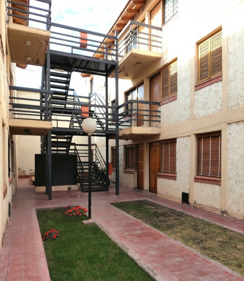 ¡Espectacular Departamento en Godoy Cruz! ¡Precio Rebajado!