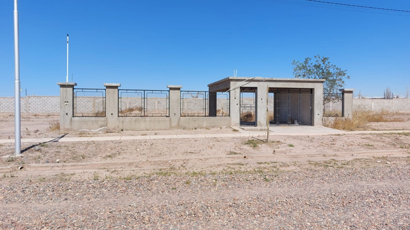 GREENWOOD INMOBILIARIA VENDE LOTE EN EL BARRIO BON DESTI 