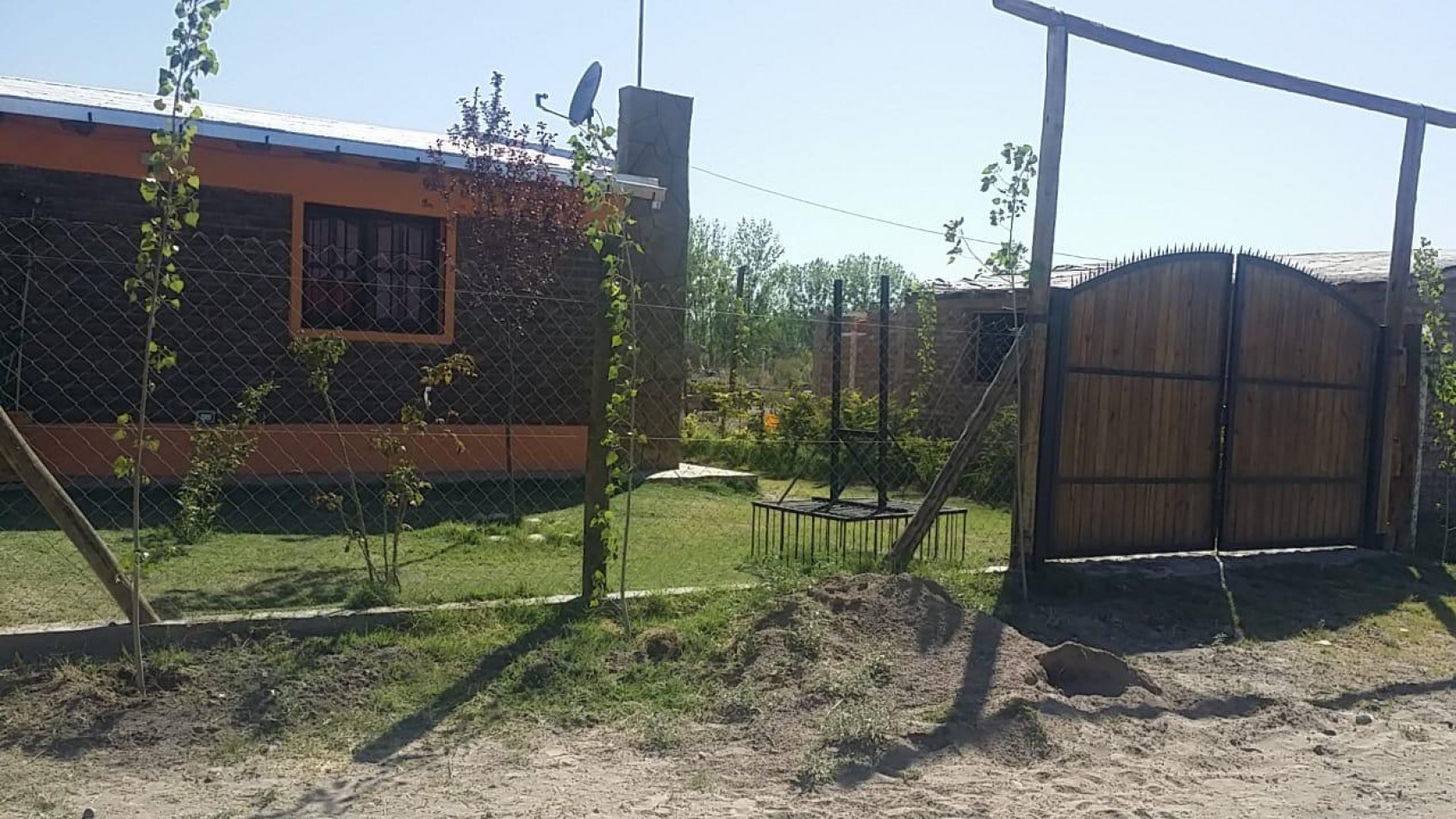 GREENWOOD VENDE CASA CON QUINCHO, PILETA Y SEGURIDAD EN EL CARRIZAL DE ABAJO