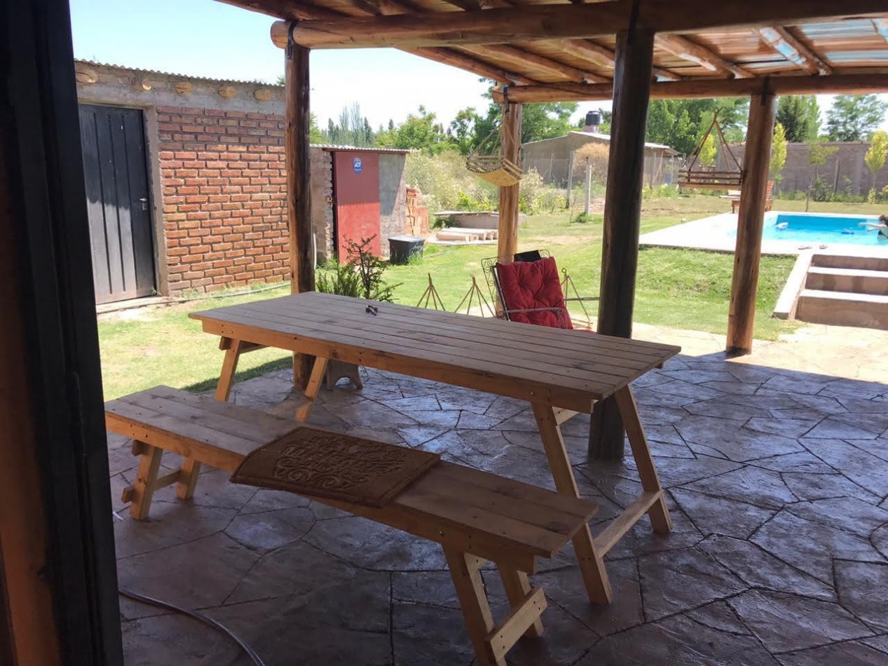 GREENWOOD VENDE CASA CON QUINCHO, PILETA Y SEGURIDAD EN EL CARRIZAL DE ABAJO