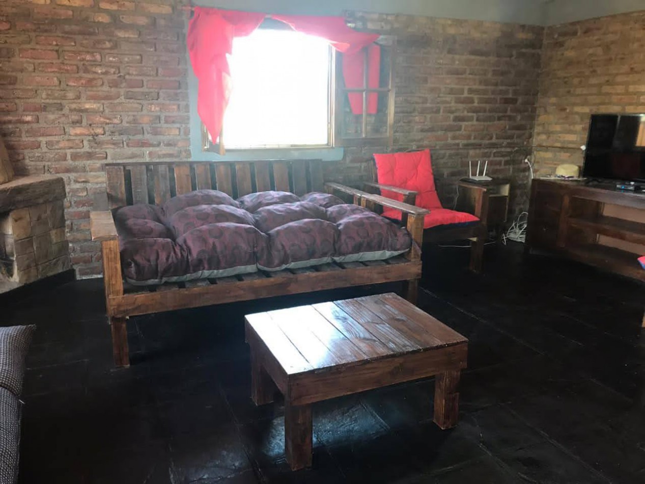GREENWOOD VENDE CASA CON QUINCHO, PILETA Y SEGURIDAD EN EL CARRIZAL DE ABAJO