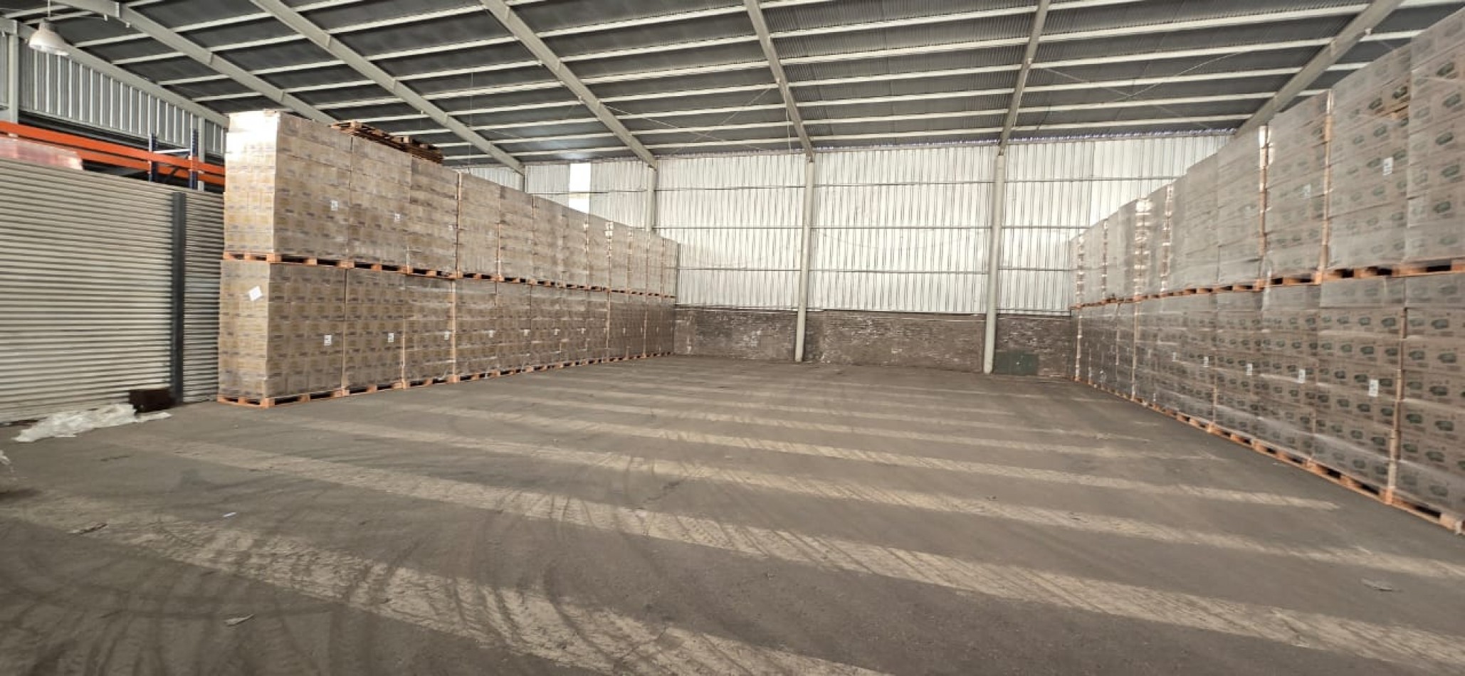 GREENWOOD INMOBILIARIA ALQUILA  ¡Galpones de Primer Nivel en Ubicacion Estrategica!