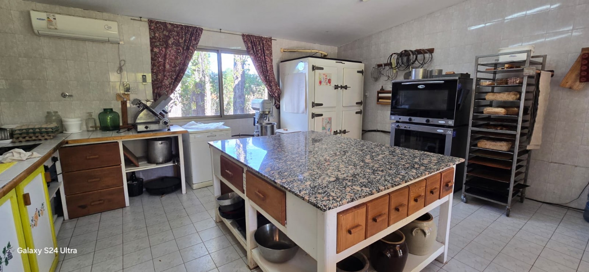 GREENWOOD INMOBILIARIA VENDE HERMOSA POSADA Y CASA DE CAMPO EN SAN RAFAEL.. INMEJORABLE OPORTUNIDAD !!