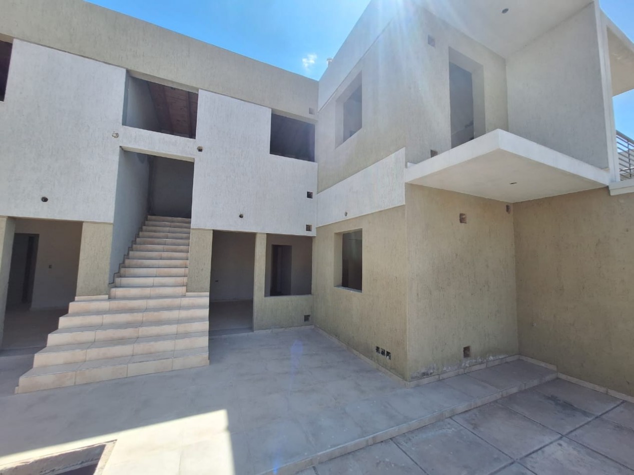 GREENWOOD INMOBILIARIA VENDE DEPARTAMENTO A TERMINAR EN GUAYMALLEN