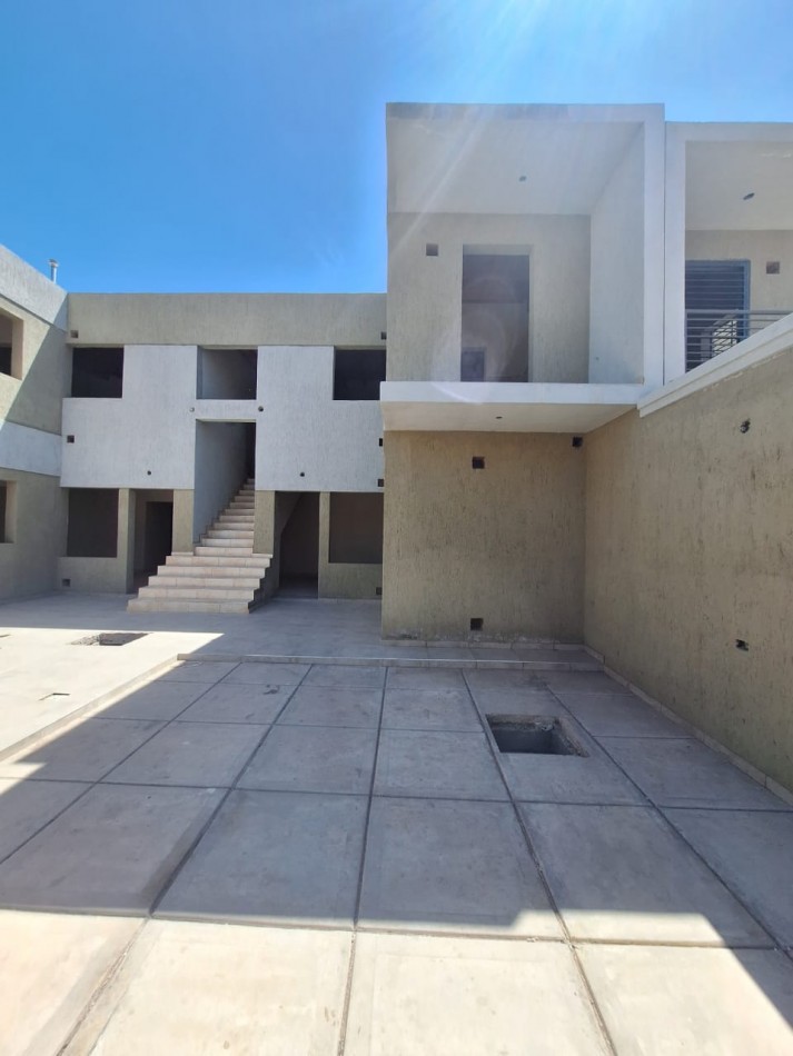 GREENWOOD INMOBILIARIA VENDE DEPARTAMENTO A TERMINAR EN GUAYMALLEN