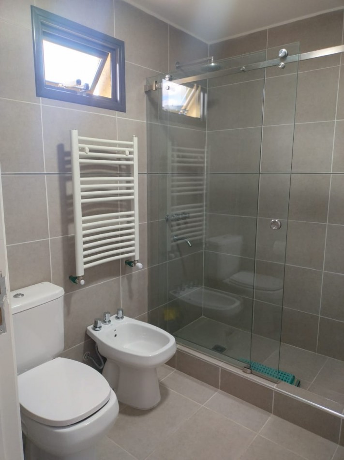 GREENWOOD INMOBILIARIA VENDE Casa en venta en Pinares de Furlotti (Mendoza)