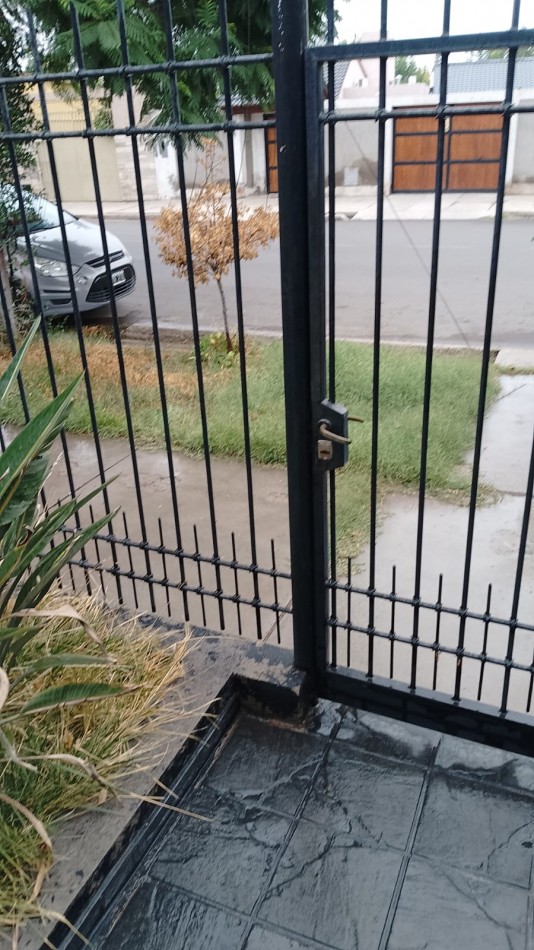 GREENWOOD INMOBILIARIA PRESENTA Casa en Venta B° Coop. Rodeo Del Medio, Maipu