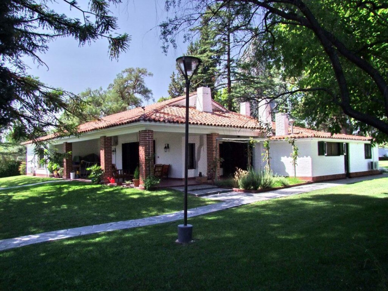 GREENWOOD INMOBILIARIA VENDE HERMOSAS PROPIEDAD EN MAIPU CRUZ DE PIEDRA! 