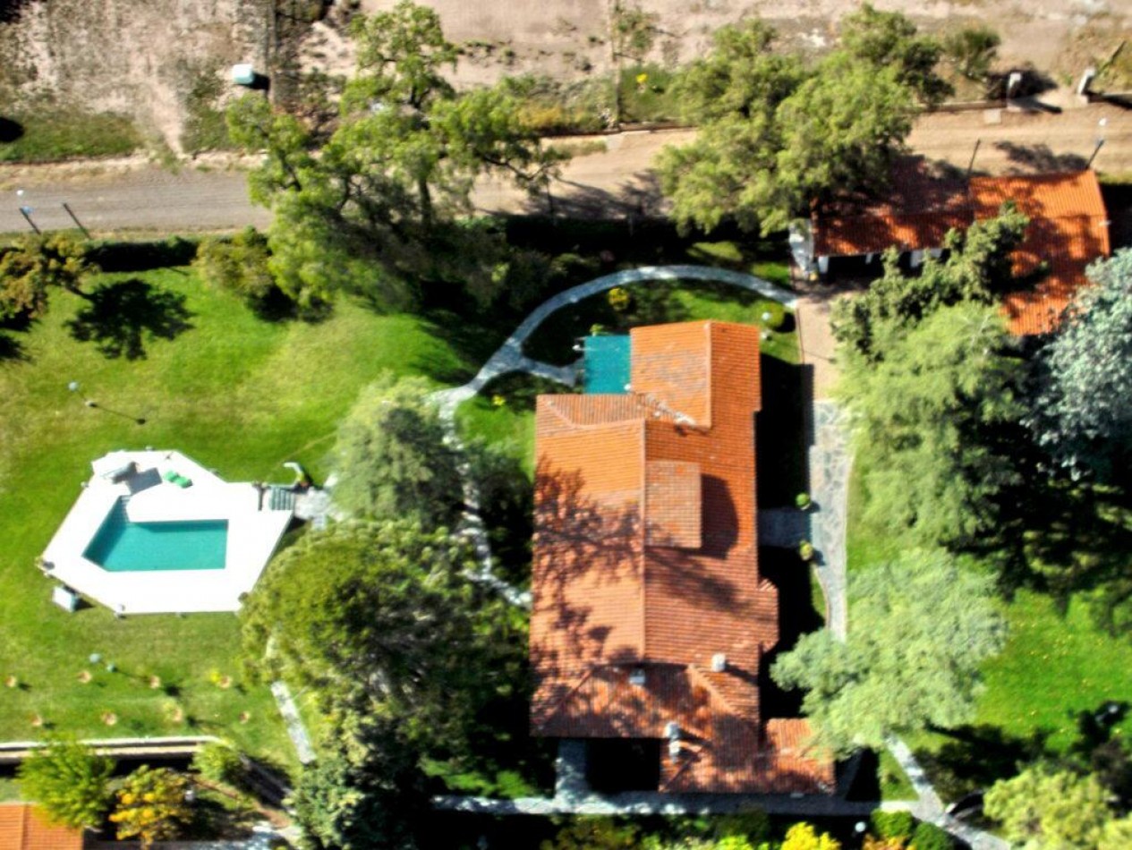 GREENWOOD INMOBILIARIA VENDE HERMOSAS PROPIEDAD EN MAIPU CRUZ DE PIEDRA! 